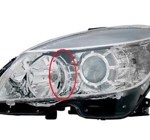 FAROL ESQ W204